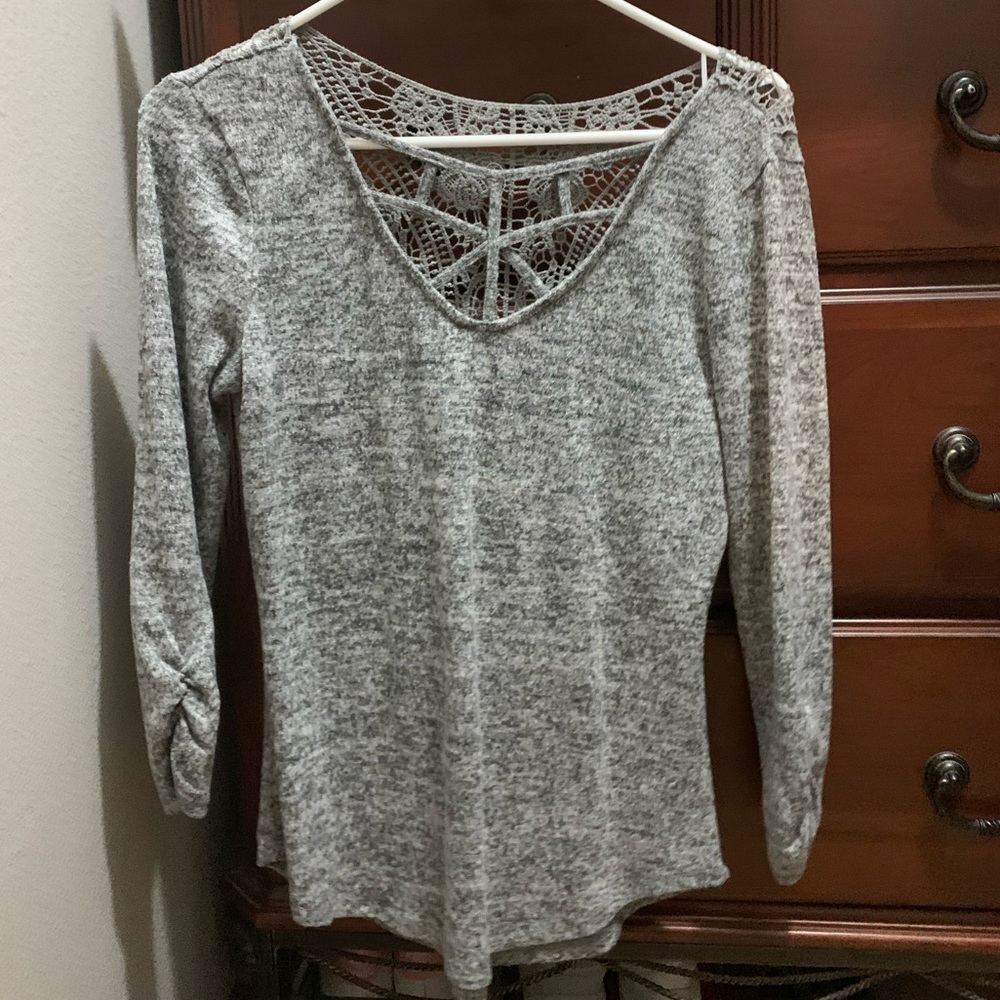 3/4 sleeve top.
